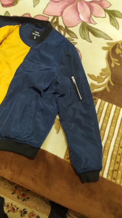 Куртка весна осінь