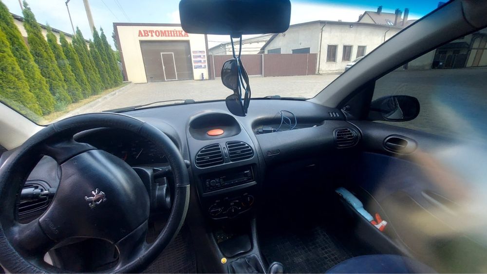 Продам пежо 206