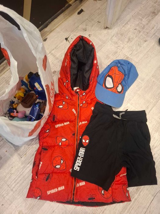 Zestaw dla chlopcra r 27 r 28 r 122