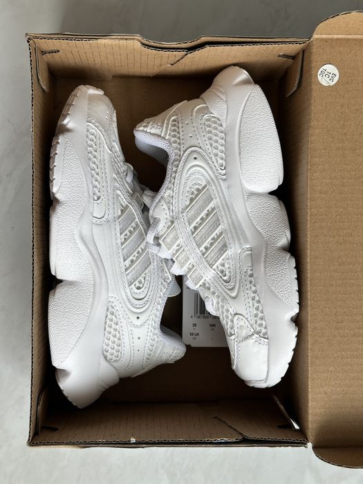 Деские кроссовки Adidas Ozmillen