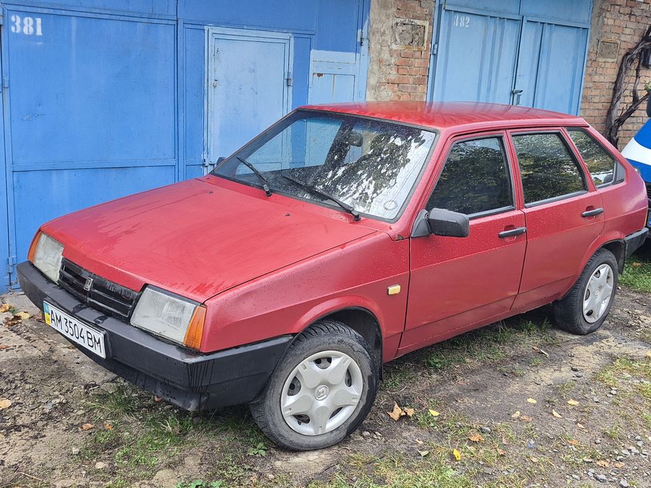 Автомобіль ВАЗ 2109