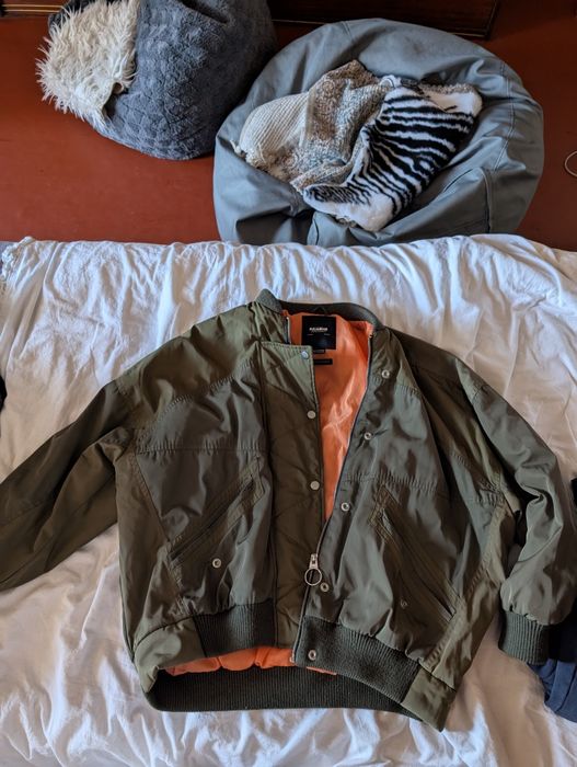 бомбер Pull&Bear