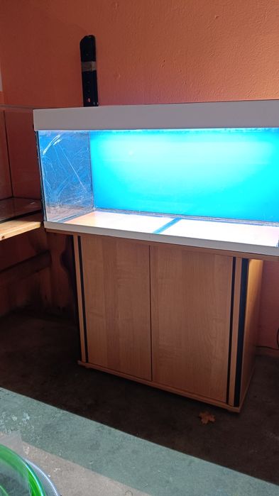 Akwarium JUWEl 200 Litrów