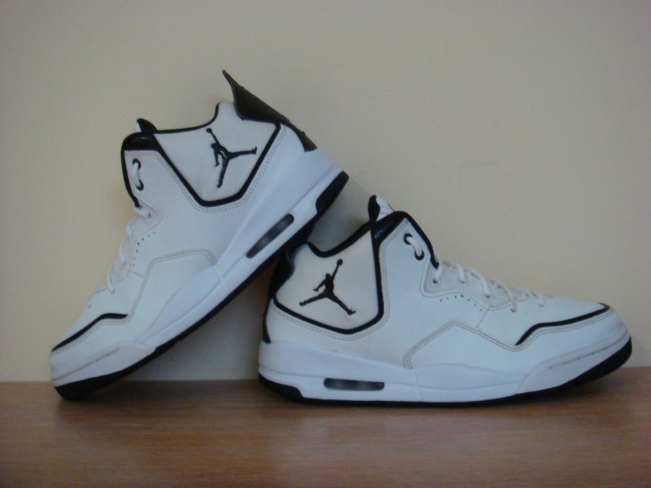 Кроссовки Jordan 42-43р Courtside 23 AR 1000-100