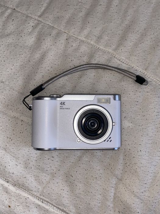 Camera Digital Da Amazon com carregador e cartao SD
