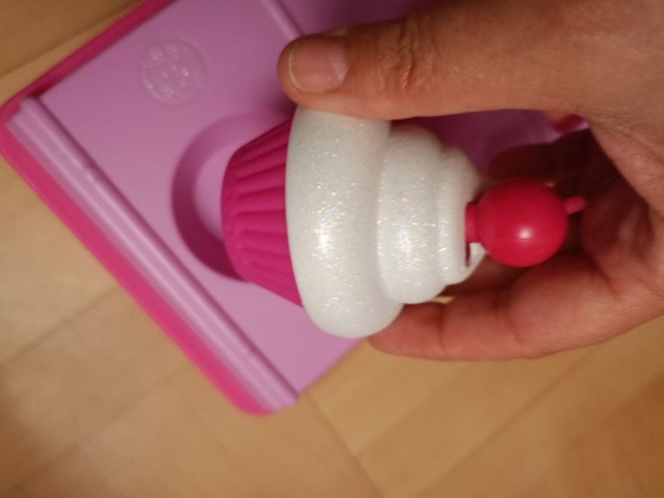 Samochód cukiernia Nim Nums dla dziewczynki.