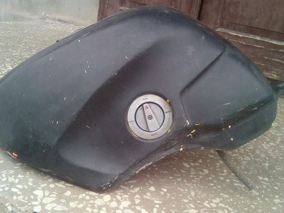 Бак cbr1000f примерно 89гв