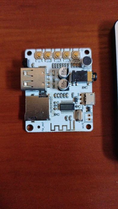 Bluethooth блютуз MP3 модуль USB, SD, кнопки, микрофон, радиоприемник