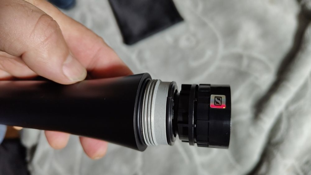Dwa mikrofony Sennheiser e945