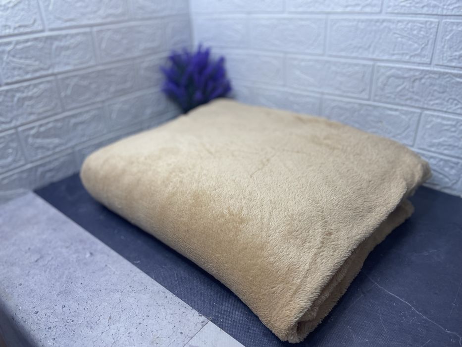 М’яке покривало з мікрофібри. Розміри 180×200 та 200×220 см