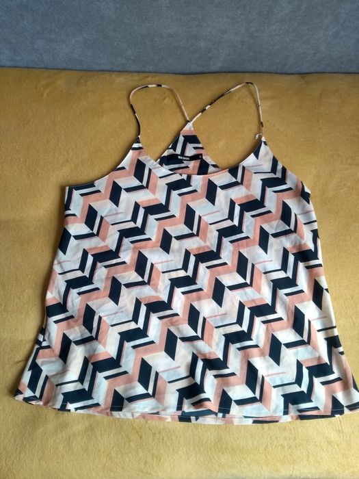 Wzorzysta bluzka r.36