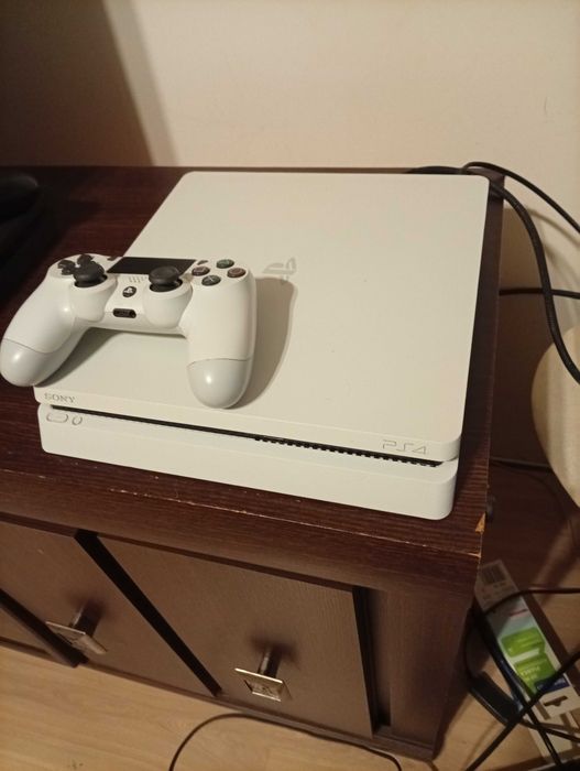 Sony PlayStation 4 slim biała
