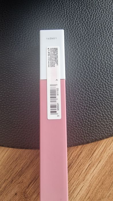 Maybelline super stay matt 10 dreamer