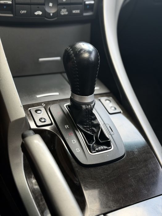 Honda accord 8 2л