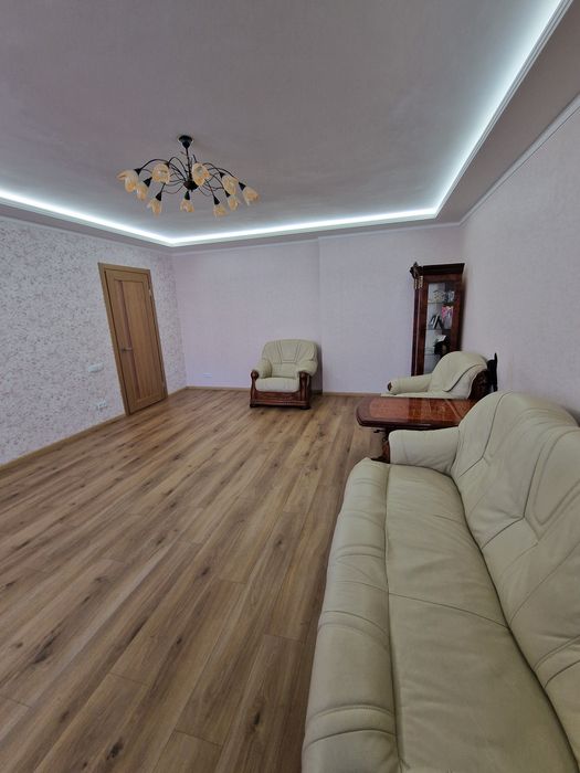 Продам 2 ком. квартиру ул.Василия Тютюнника ,(ул.Малышева)ул.Калиновая