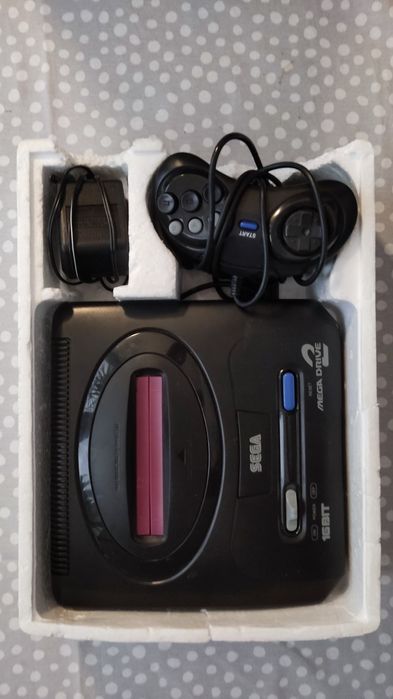 Konsola Sega Mega Drive 2 + Dodatki!