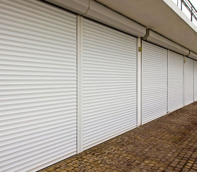 РАСПРОДАЖА! Б/У Ролеты 2500 х 2500. На 50% дешевле новых. Гаражные.