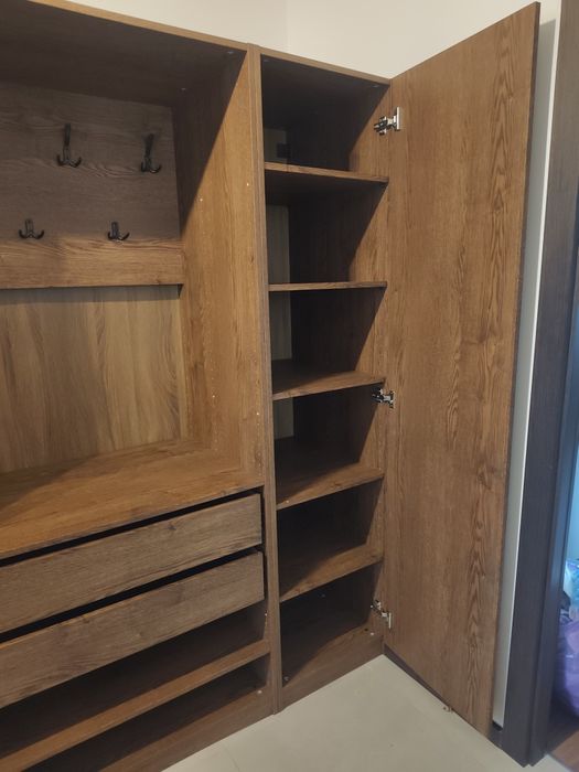 Zestaw mebli / szaf IKEA PAX 201 cm do przedpokoju – 3 moduły, akcesoria, lustro (czarnobrąz)