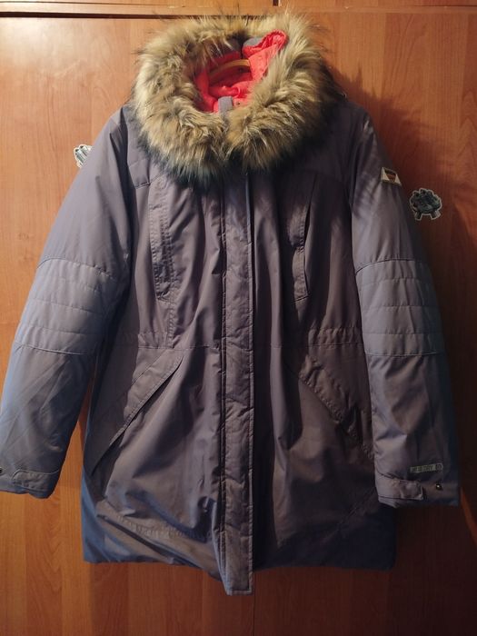 Продаю пуховик Outventure