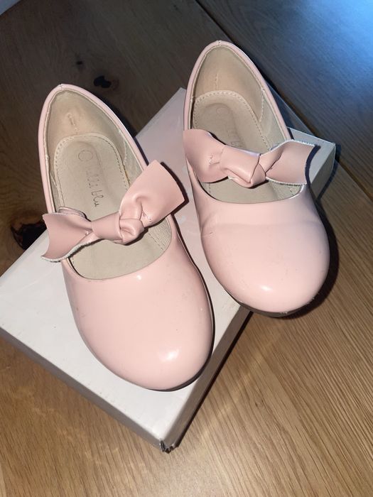 Baletki pudrowy róż Nelli Blu