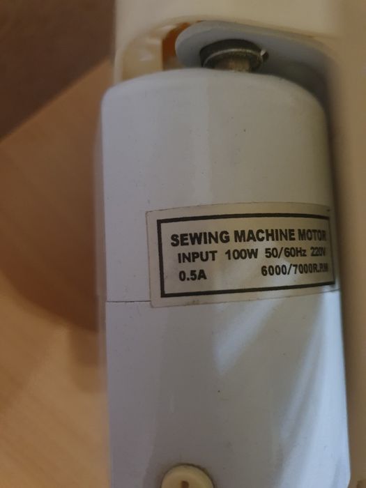 Оверлок рабочий GEMSY