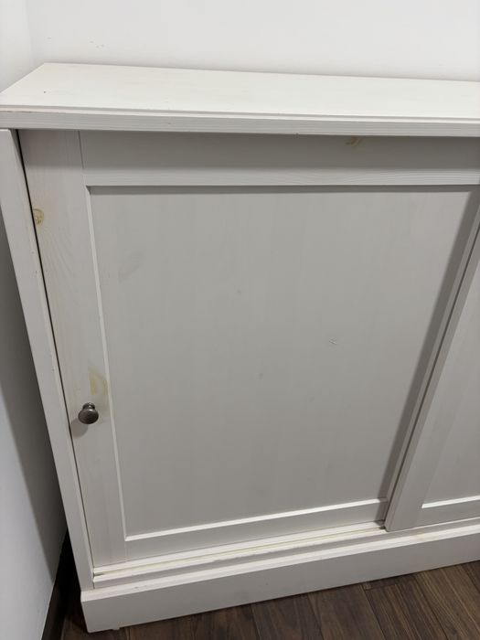 Aparador IKEA HAVSTA em pinho maciço – branco