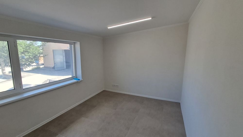 Оренда офісу 12м² біля Велмарту _vv