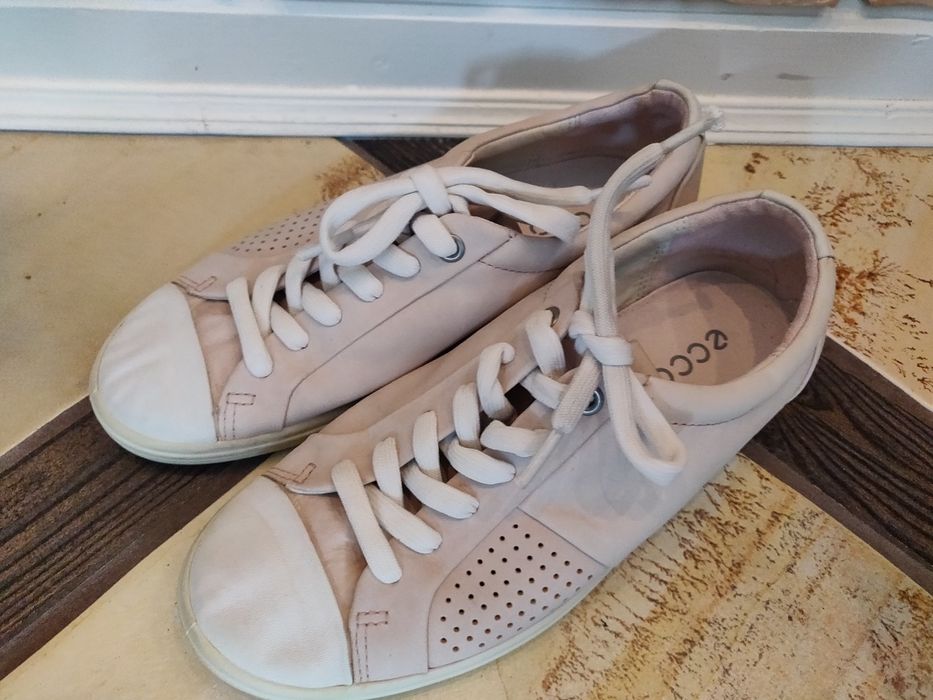 Ecco trampki r.37
