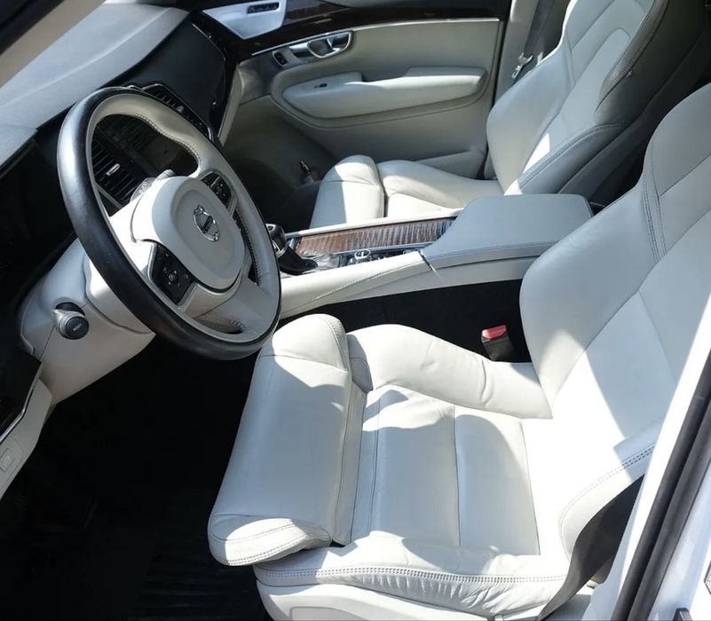 Продам Volvo XC90