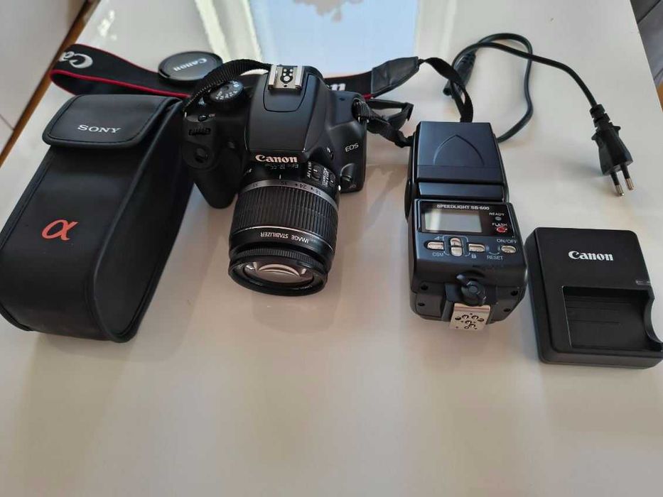 Aparat cyfrowy Canon EOS 100D (ds126191) - Zestaw