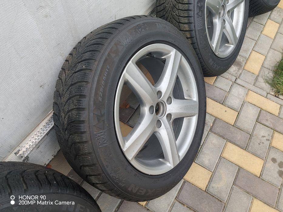 Продам комплект колёс Зима 17 55 225
