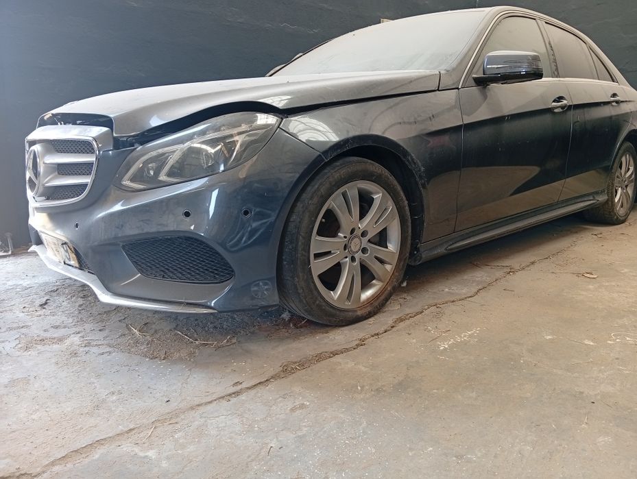 Mercedes E300, híbrido w212