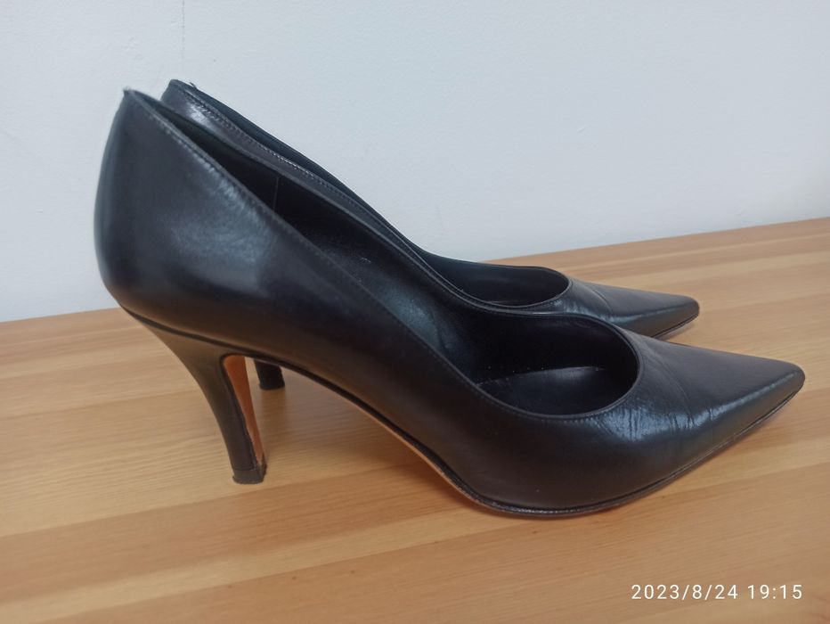 Skórzane buty na niskim obcasie roz. 38'5