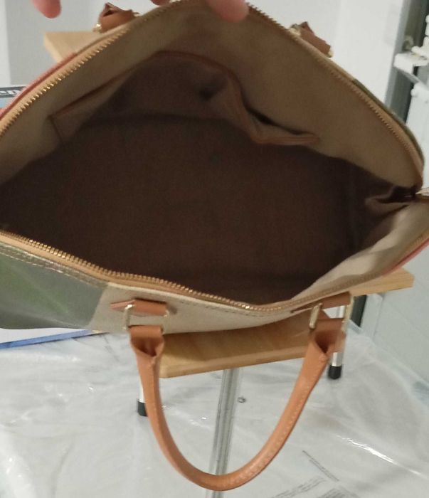 Italian bag "Ynot", never used