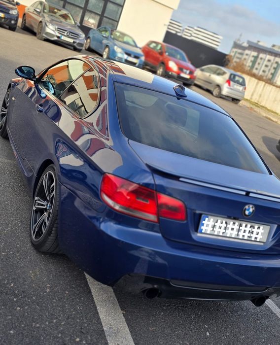 Vende se BMW 320D Coupe