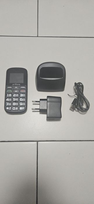 Telefon komórkowy dla seniora
