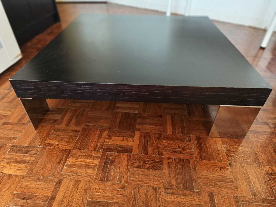 Mesa de centro 0,90cm x 0,90cm  - Madeira