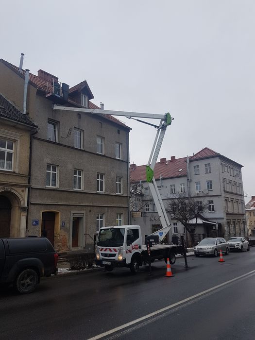 Podnosnik koszowy ZWYŻKA Wynajem