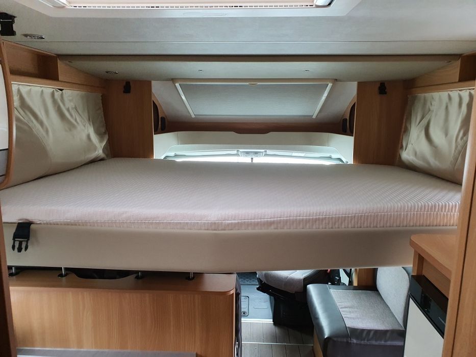 Wynajem kamper camper Sieradz 4 os. półintegra knaus