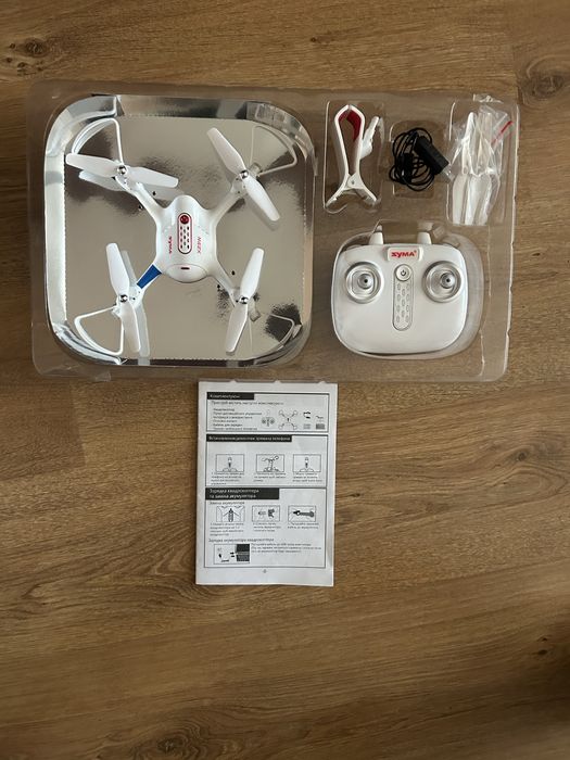 Дрон  zyma x23w.