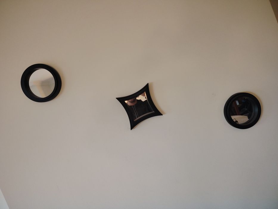 3 espelhos de parede pequenos