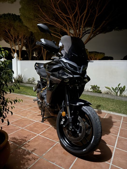 Yamaha Tracer 900 imaculada