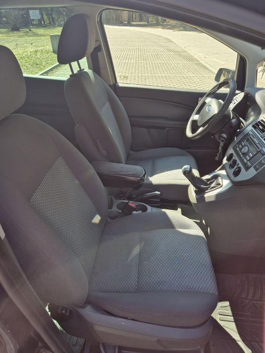 Samochód Ford c-max