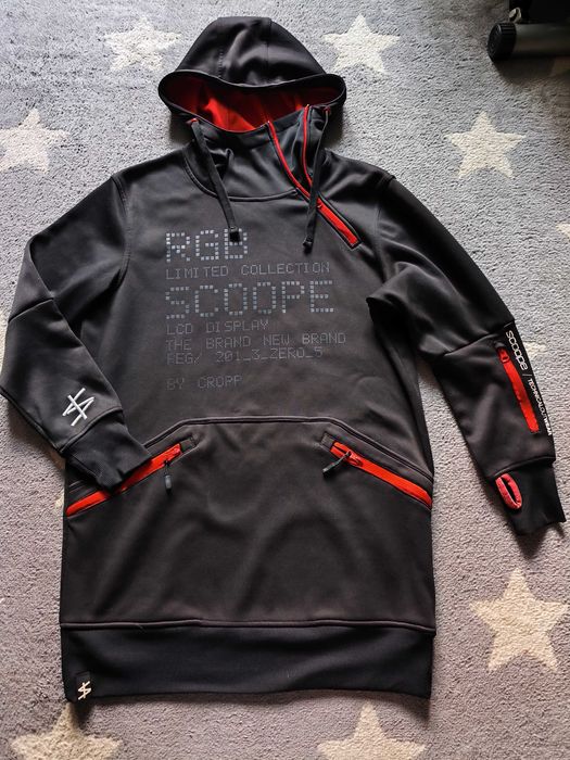 Czarna męska bluza z kapturem Cropp Scoope