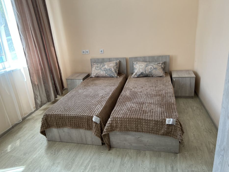 Окремі номери в хостелі. Кімнати, житло.