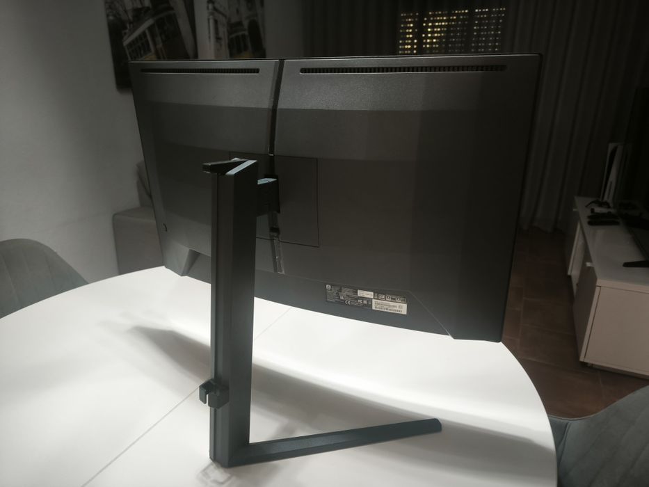 Monitor Philips Curvo 280Hz