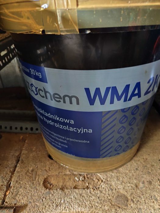 Izochem WMA 2K dwuskładnikowa wodorozcieńczalna masa asfaltowa