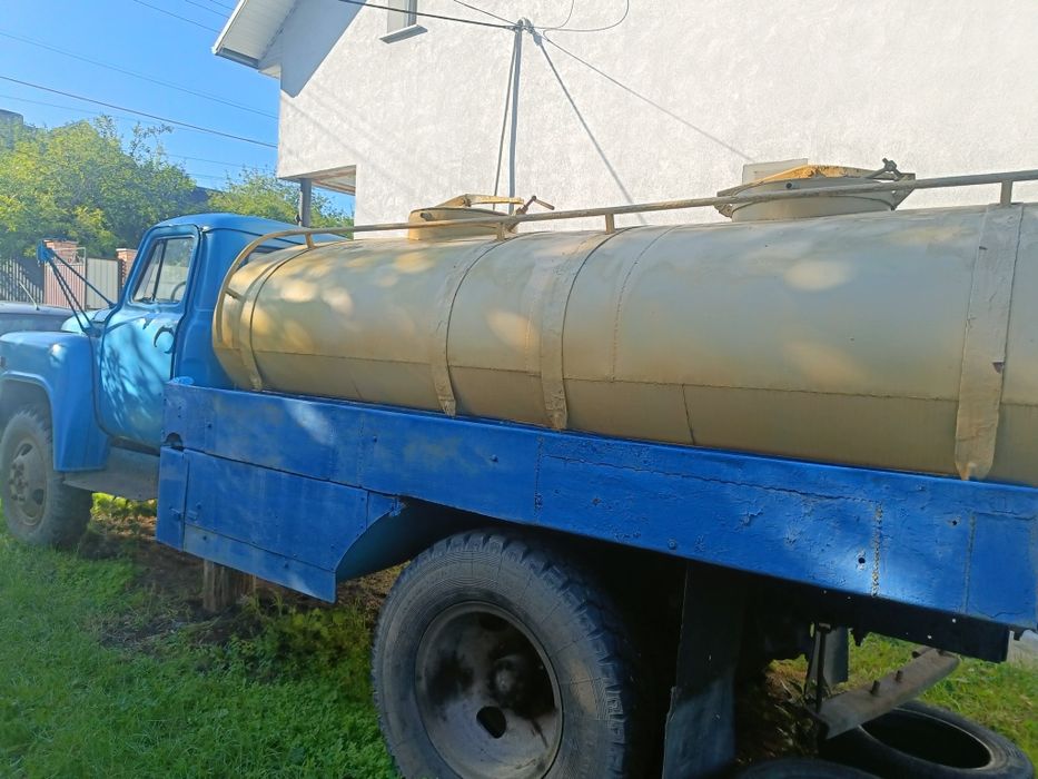 Молоковоз продам