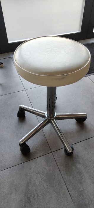 Taboret kosmetyczny
