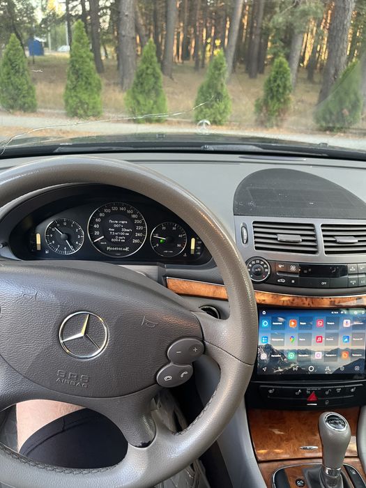 Мерседес w211 2008 р 2,2 дизель